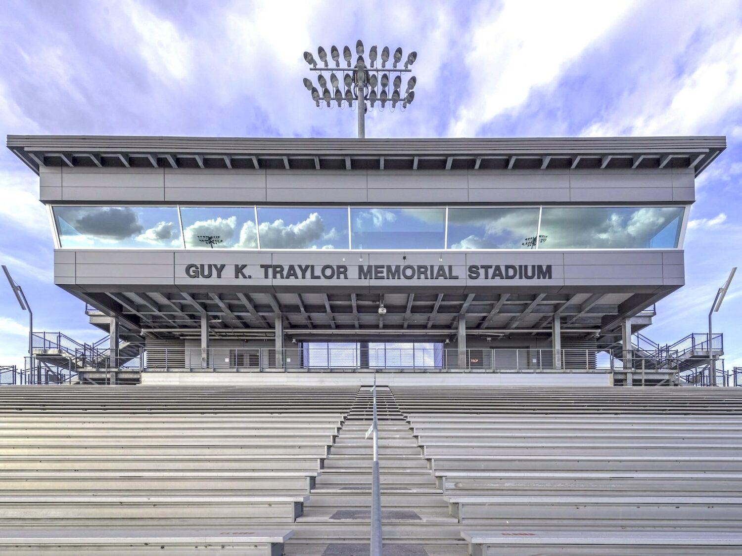 traylor pressbox front view