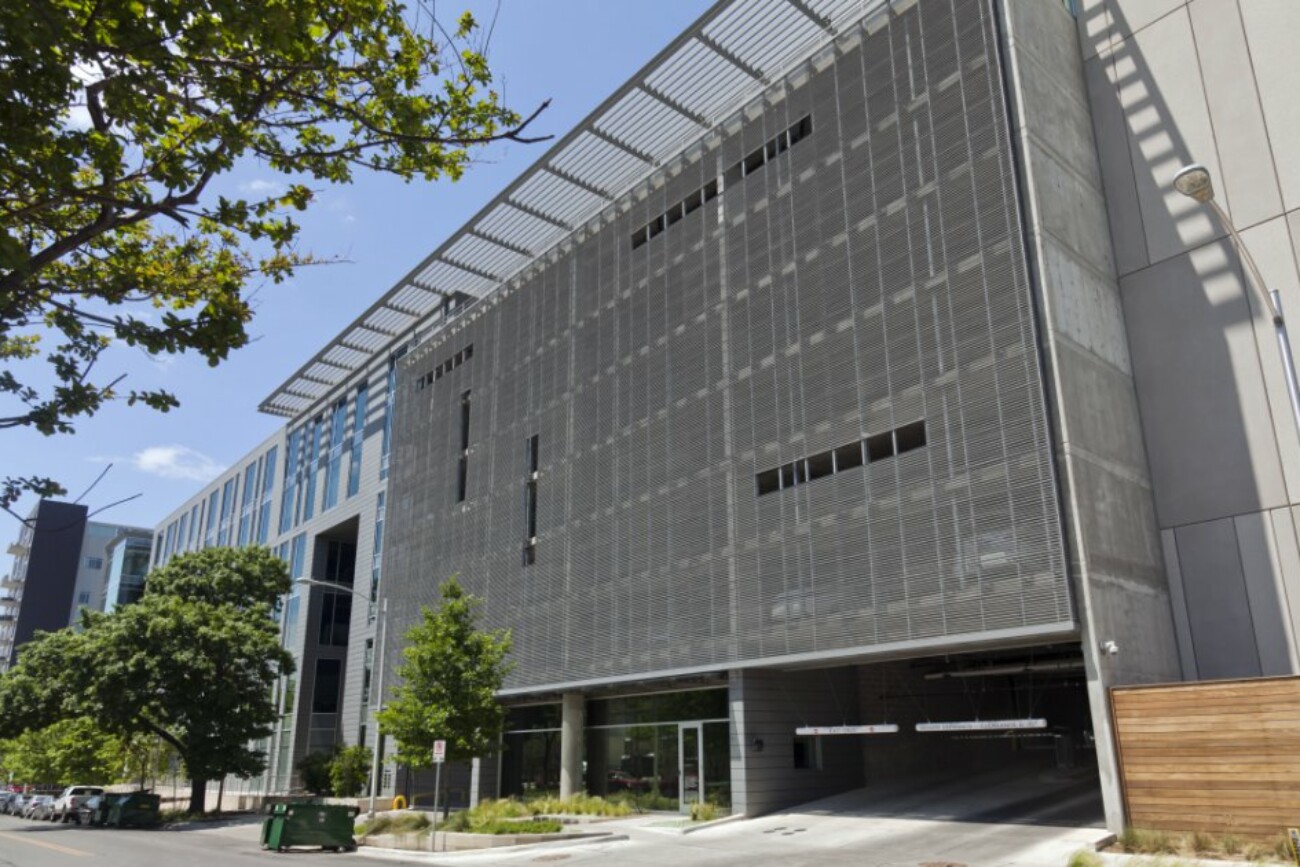 Cirrus Logic Wade Architectural Systems Corporate