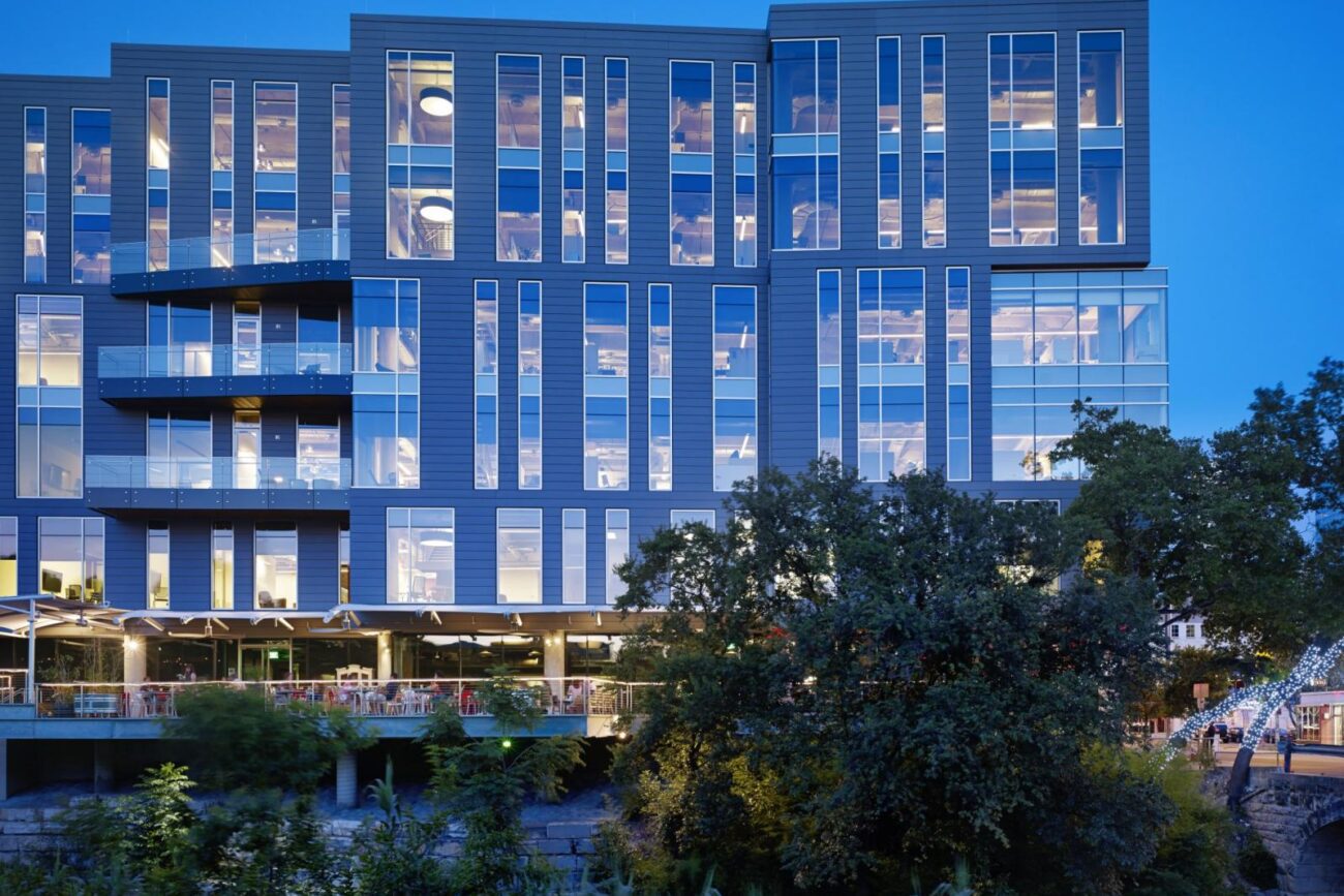 Cirrus Logic Wade Architectural Systems Corporate