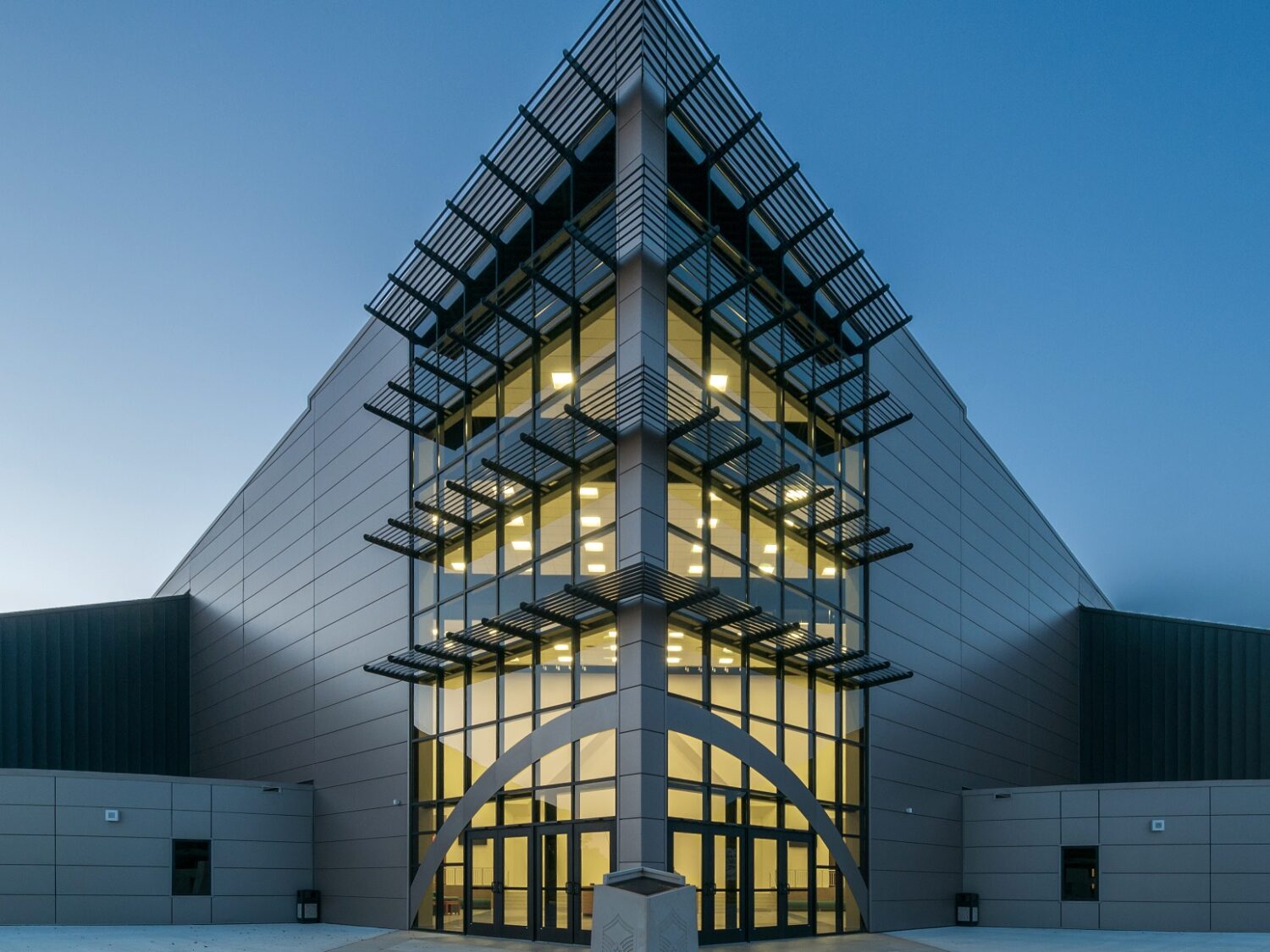 Government project_ facades systems