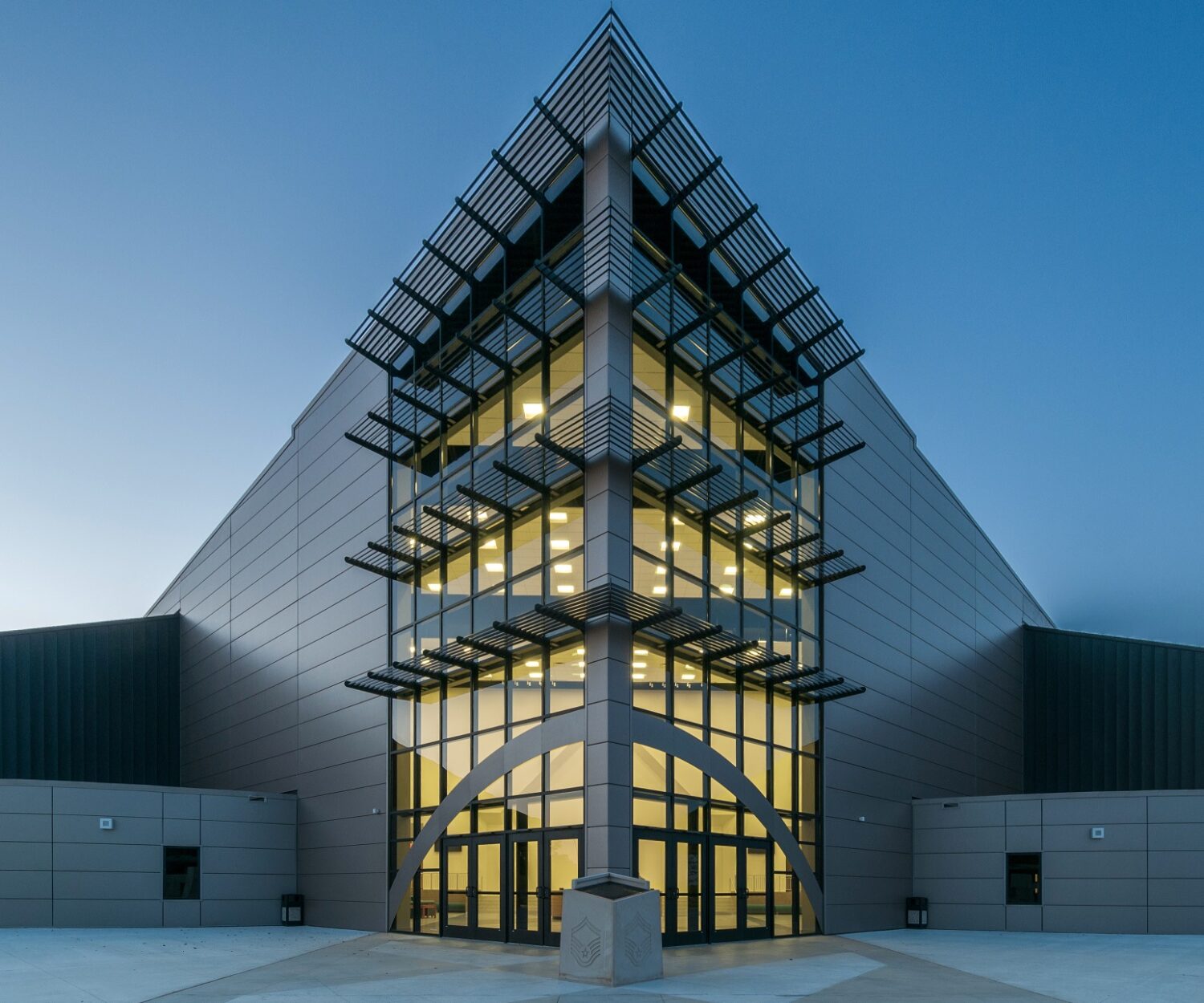 Government project_ facades systems